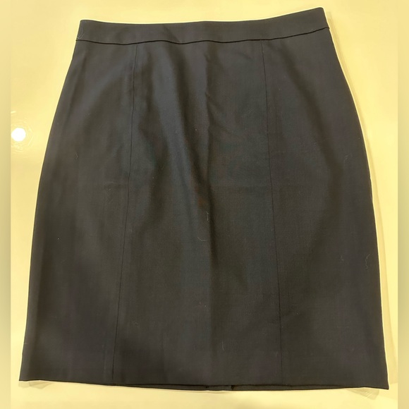 Dark navy wool skirt - Picture 1 of 3